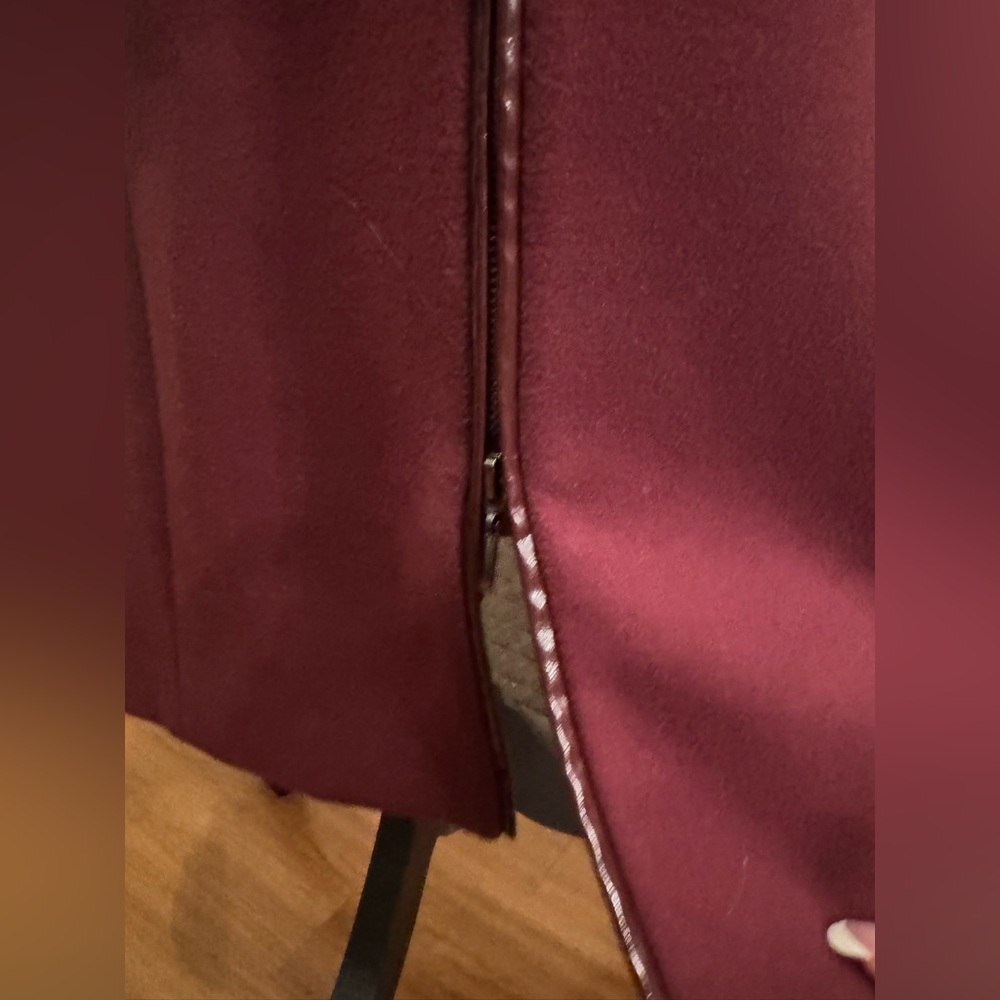 WHBM Elegant Burgundy Coat with Faux Fur REMOVEABLE Collar - Picture 9 of 17